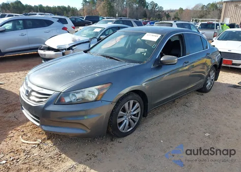 2011 Honda Accord 2.4 Ex-L z USA, uszkodzony, nr VIN 1HGCP2F85BA062154